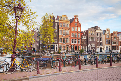 Amsterdam, maisons et canaux